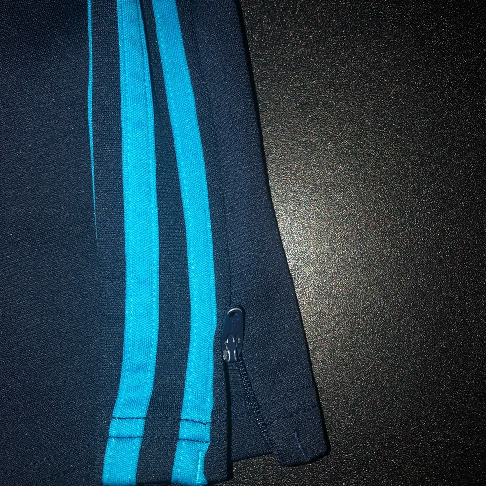Adidas Bundle - Picture 9 of 9